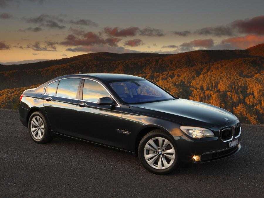  BMW 730d 2008 года  (AU) (фото 2 из 8)